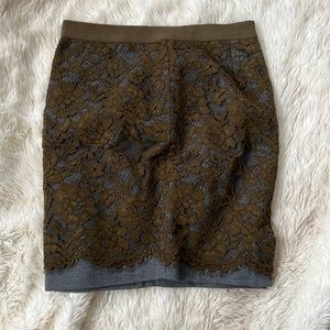 Loft 6petite skirt - olive lace over grey knit